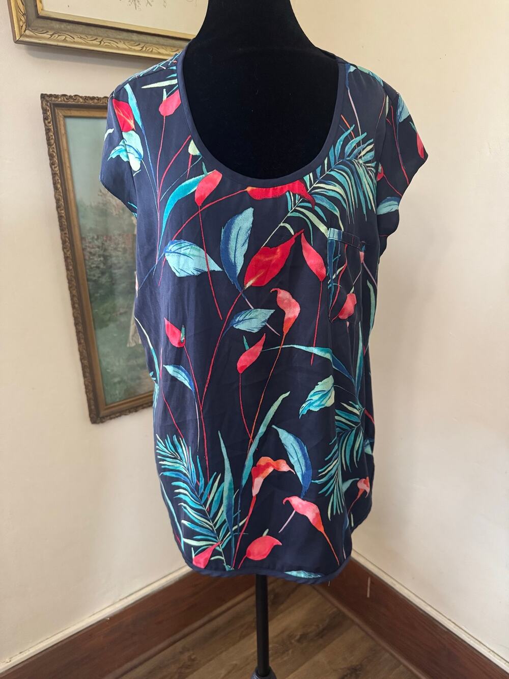 Liz Claiborne Womens L Navy Tropical Floral Botanical Print Tunic Blouse Top